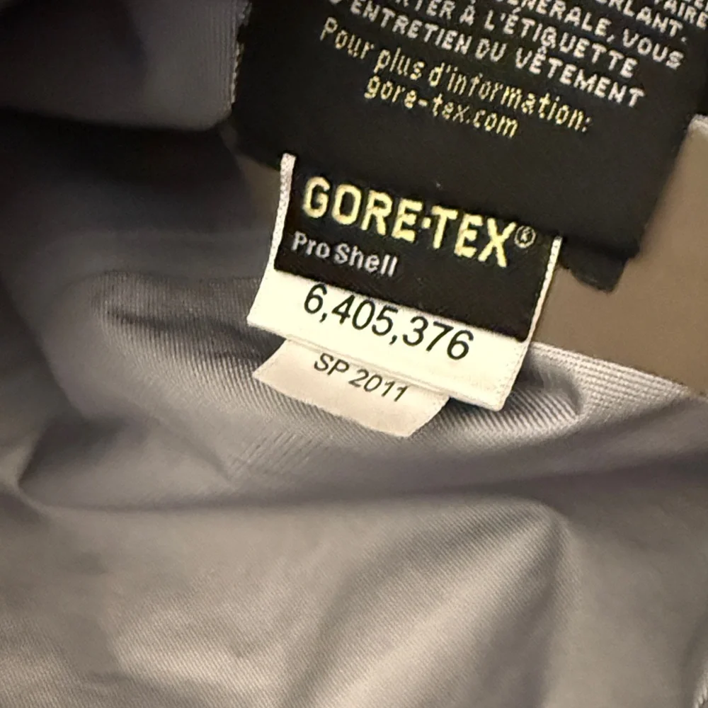 Simms Goretex Guide Jacket/Brown Olive - men's large - great condition - Picture 14 of 14